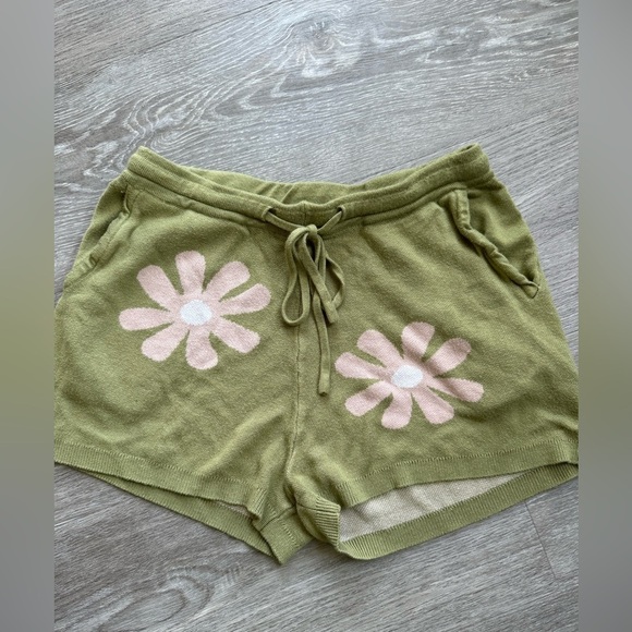 Cutie 70s Boho Vibe Cozy Knit Bed Shorts Size Small - Picture 1 of 7